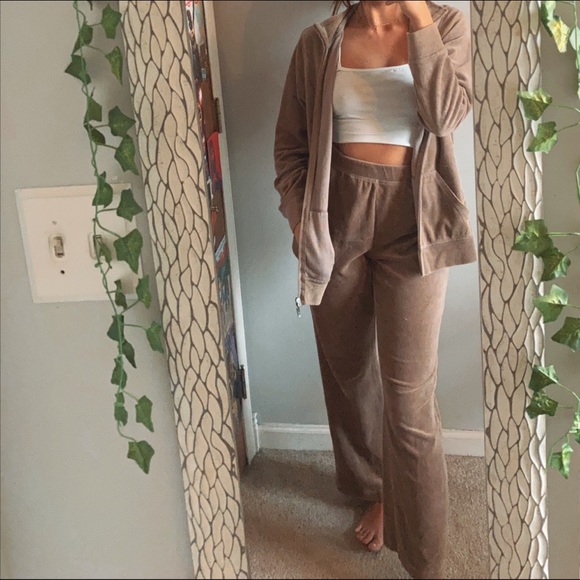 •Zip-up, sweat pant set- beige/brown• - Picture 2 of 2